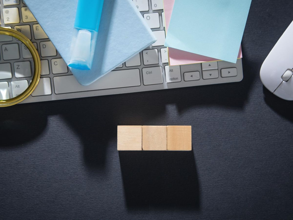 Kluczowe elementy skutecznej strony firmowej, które przyciągają klientów