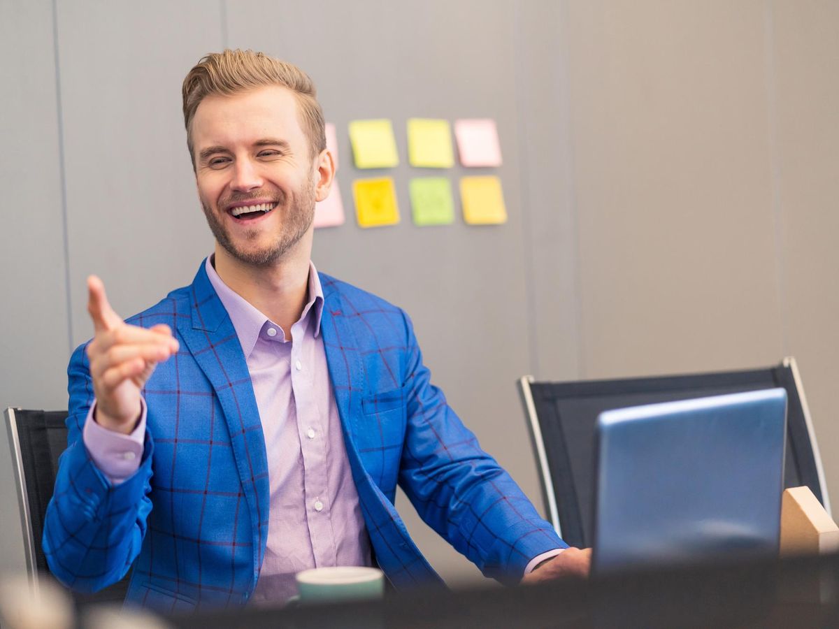 Najlepsze praktyki prezentacji usług na stronie rodzinnej firmy – jak budować zaufanie i angażować klientów